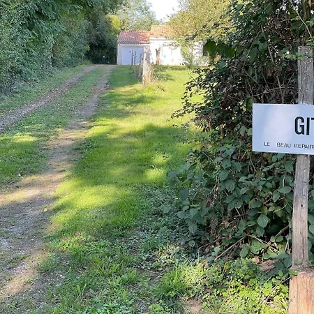 Le Beau Repaire De Jean Beaurepaire (Vendee)