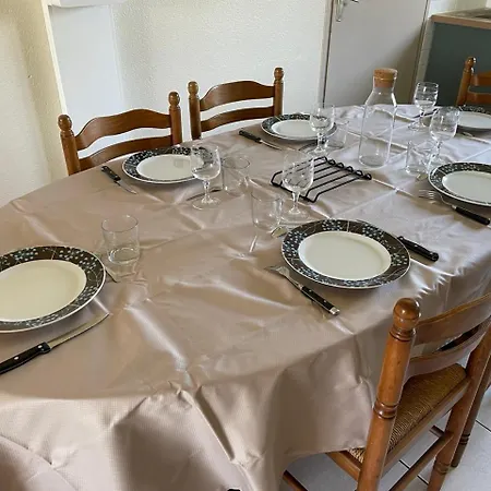 Holiday home Le Beau Repaire De Jean *