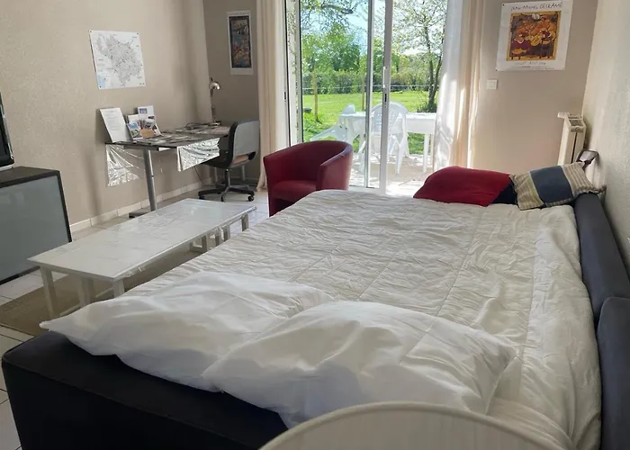 Le Beau Repaire De Jean *